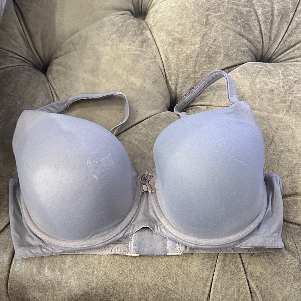 Victoria's Secret Molded T-Shirt Bra in Light Lavender